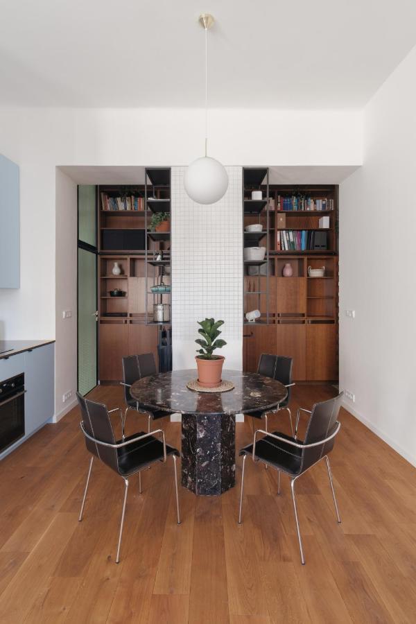 Days - Spacious Designer In Center - Powder Tower Apartment *